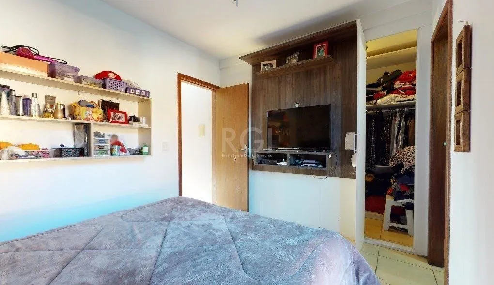 Imagem Casa Condominio para Venda - 144.97m², 3 dormitórios, sendo 1 suites, 2 vagas - Cavalhada