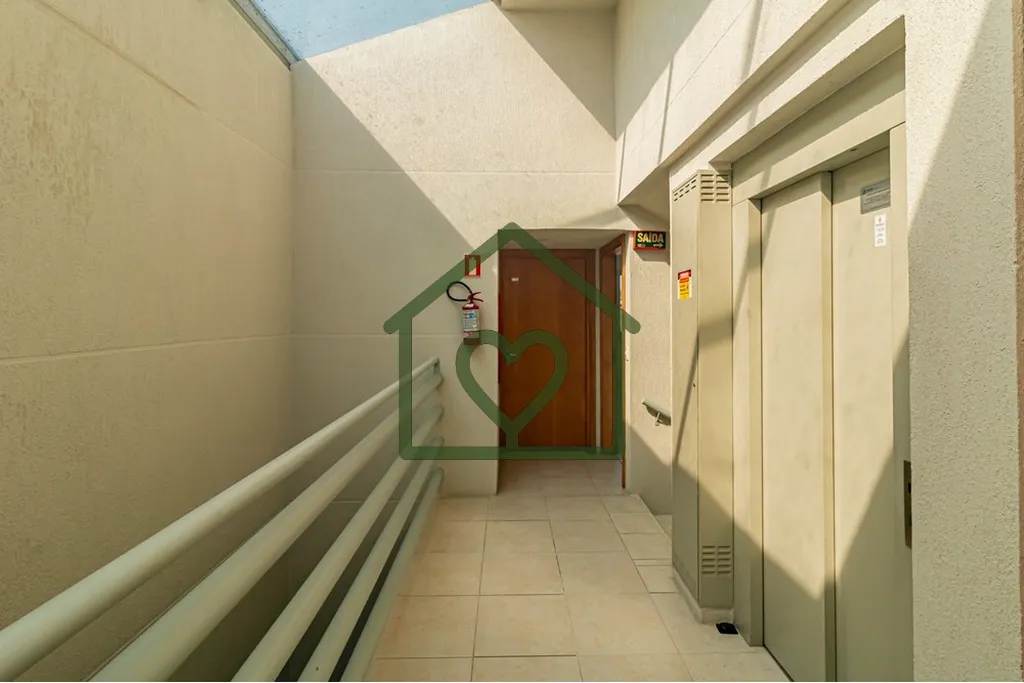 Imagem Sala comercial com 19m2 no sexto andar, localizada na Rua Joaquim Nabuco, no bairro Cidade Baixa, en...