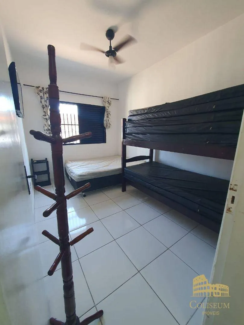 Imagem Casa com 2 dormitórios à venda, 70 m² por R$ 650.000,00 - Maracanã - Praia Grande/SP