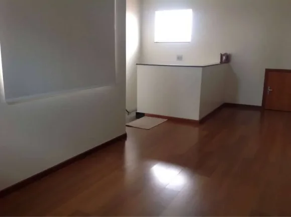 Imagem Sobrado Grande 222 m² no centro 3 Dormitorios sendo 3 suítes e 4 Vagas