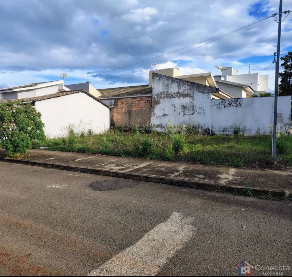 Foto do imóvel Terreno Residencial à venda, Alto Limoeiro, Patos de Minas - TE0013.