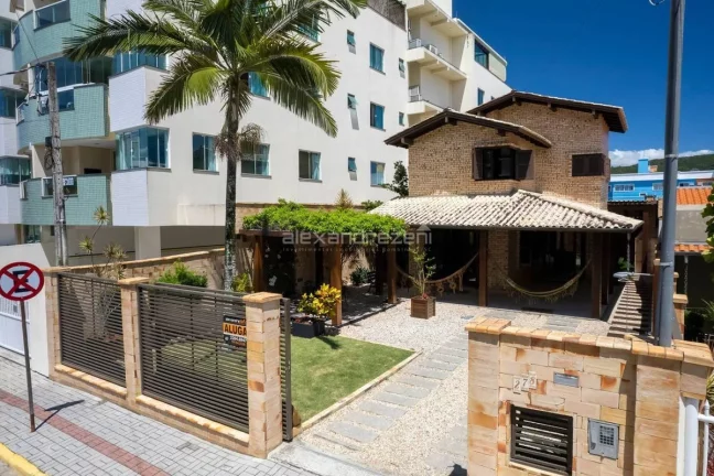 Foto do imóvel Casa duplex 2 dormitórios
