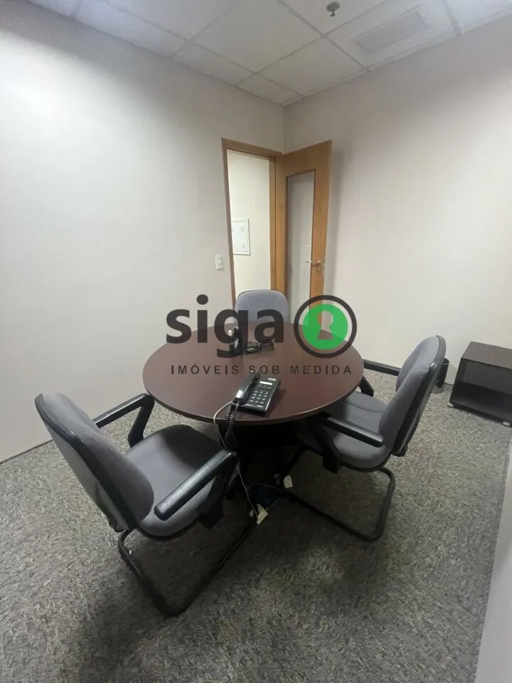 Imagem Sala comercial na Vila Andrade de 3 Salas com 2 Vagas - 64m² à Venda.
