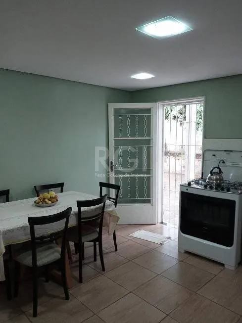 Imagem Casa para Venda - 160m², 4 dormitórios, 2 vagas - Vila Ipiranga