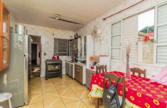 Imagem Casa para Venda - 308m², 3 dormitórios, sendo 1 suites, 2 vagas - Coronel Aparício Borges
