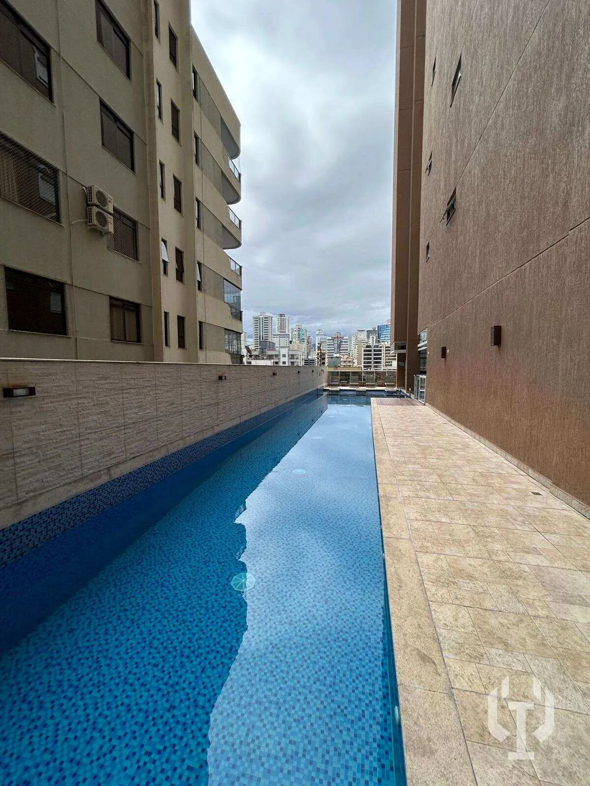 Imagem Apartamento à venda, no MAR DAS ARÁBIAS em Itapema, Meia Praia, com 3 quartos, 185,42m2