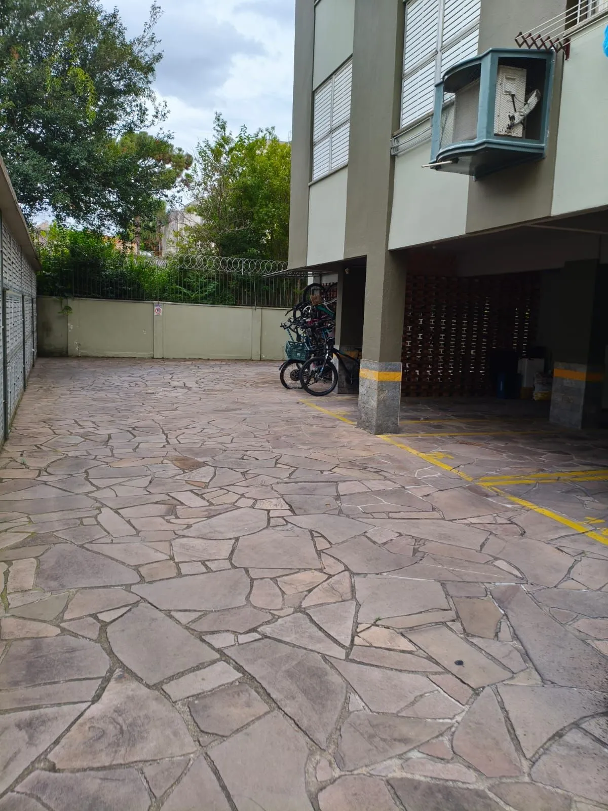Imagem Oportunidade 2D, 2 Banheiros - Cidade Baixa - Porto Alegre - Preço Atrativo