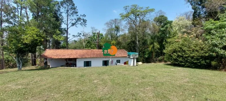 Imagem Área para Venda em São Roque, Jardim Boa Vista, 2 dormitórios, 3 banheiros