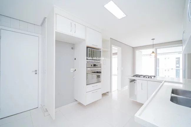 Imagem Apartamento à venda em Moema de 168m²