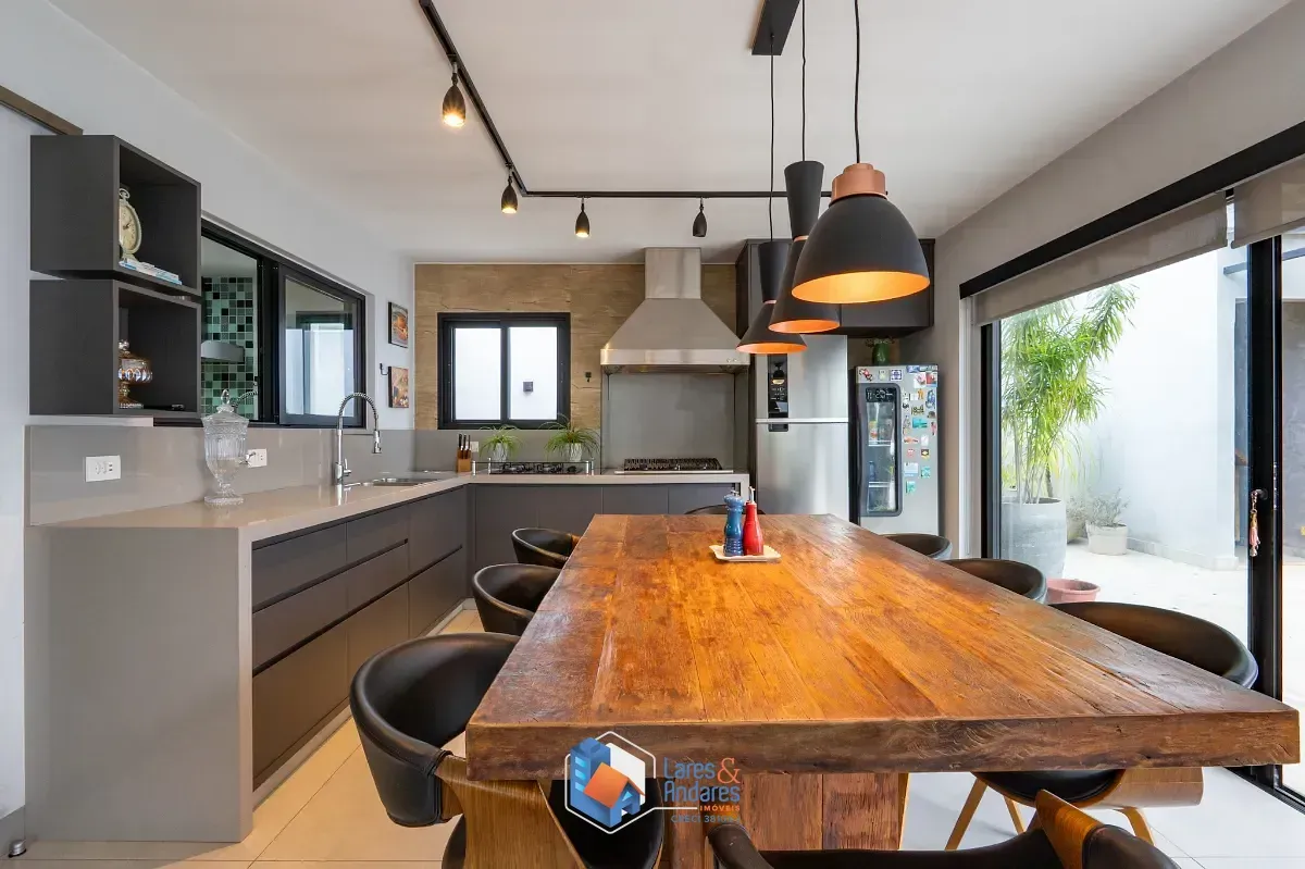 Imagem Casa para venda em Alto de Pinheiros com 4 quartos, sendo 4 suítes, 344m²
