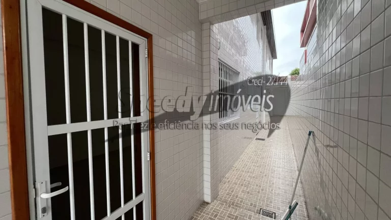 Imagem Casa em Santos para venda, Sobreposta bairro Embaré.