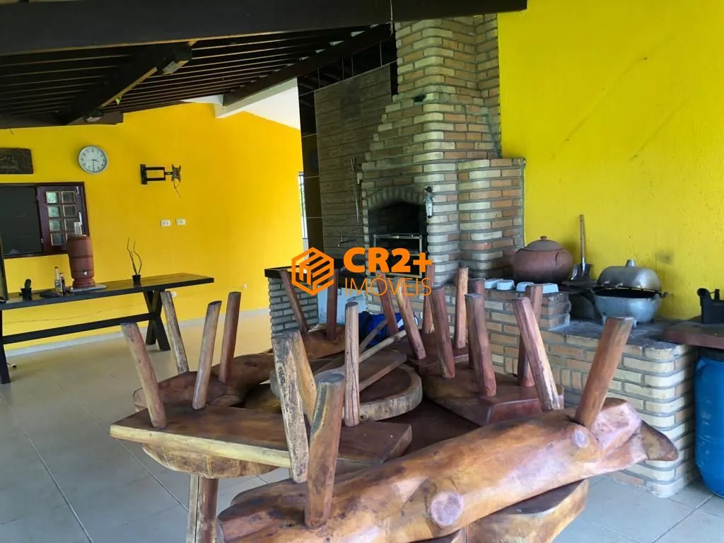 Imagem Vendo casa 03 quartos, 03 suítes, 315 m2, 04 vagas de garagem em Moreno- 1.385m²