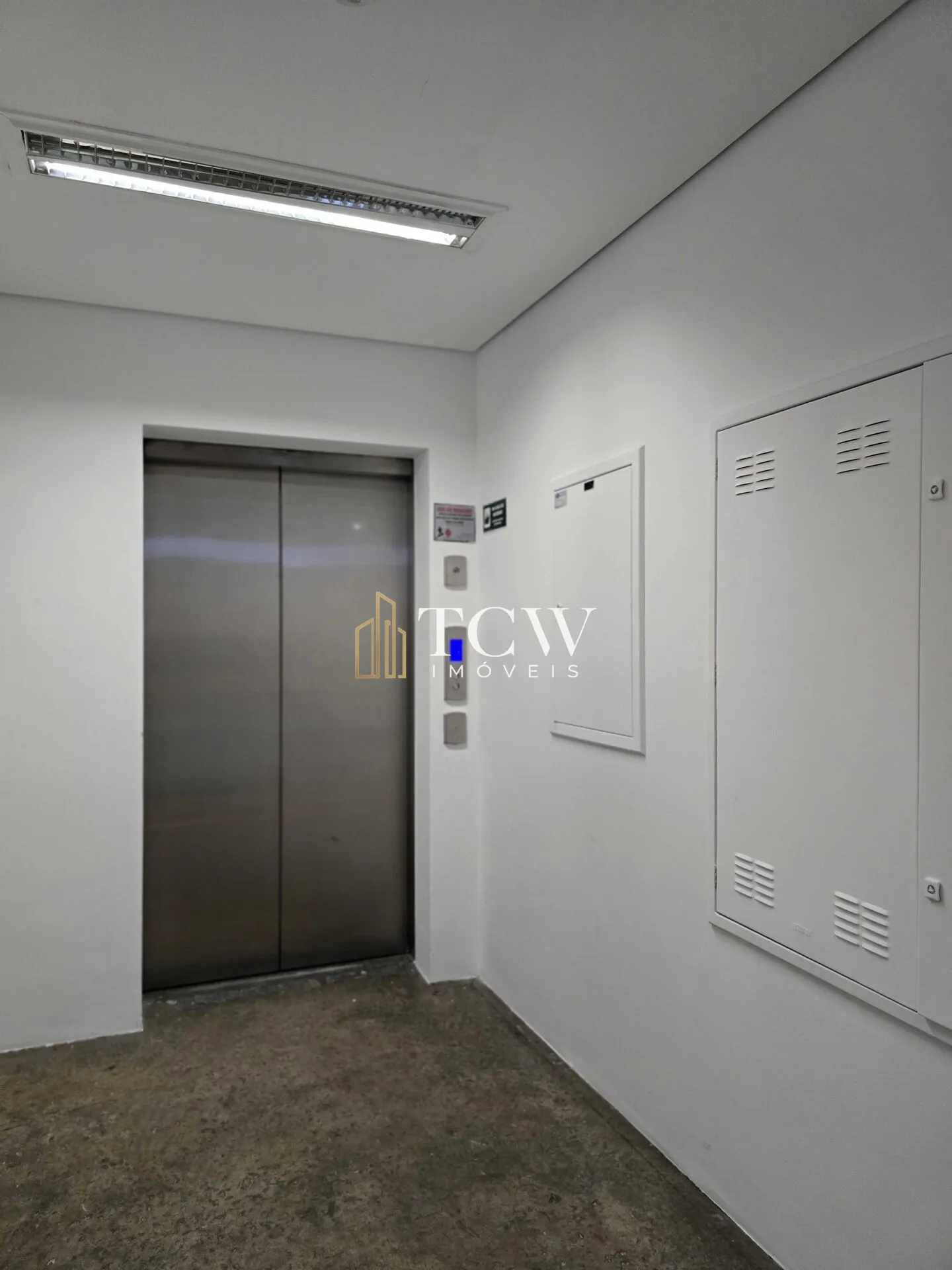 Imagem Galpão Logístico/Salão Comercial para Locação | 3.185m2 | Barra Funda/Sp