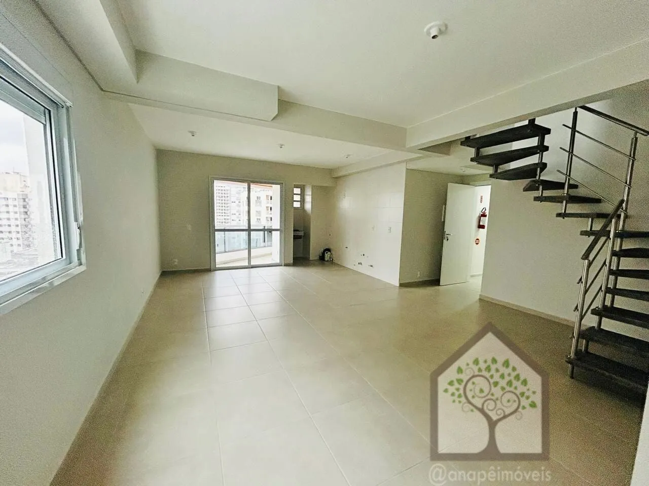 Imagem Cobertura duplex à venda no Itacorubi, nova, financiável e pronta para morar.