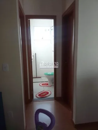 Imagem Apartamento com 2 dormitórios no Condomínio Residencial Veneza, no bairro Vila Arquelau, em Uberaba