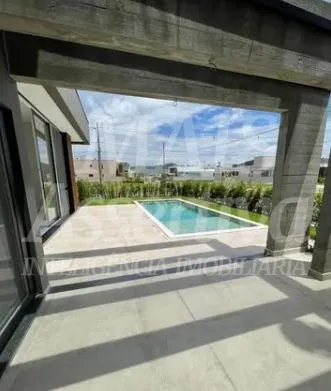 Imagem Ótimo sobrado de luxo em Balneário Camboriú - 3 dormitórios, 3 suítes
