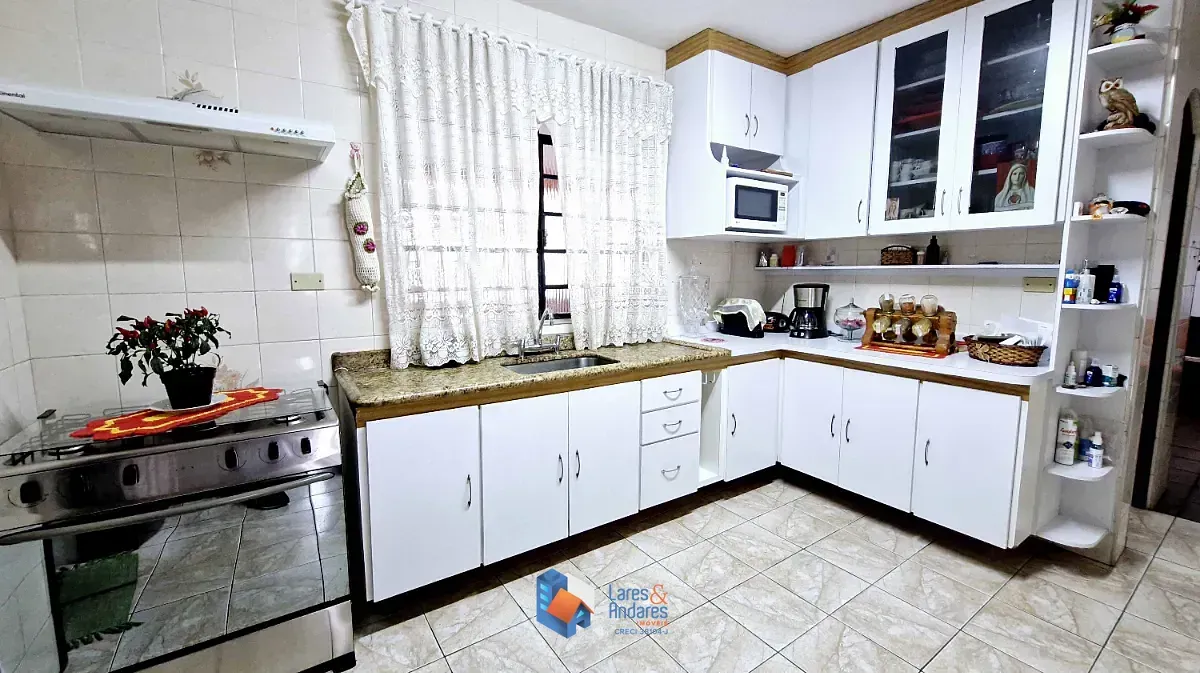 Imagem Sobrado para venda em Vila Barbosa com 3 quartos, sendo 1 suíte, 226m²