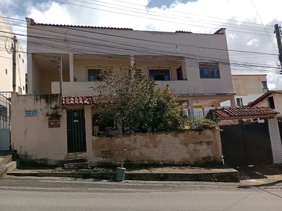 Imagem EXCELENTE CASA A VENDA COM 7 QUARTOS E 4 BANHEIROS EM GUARAPARI ES