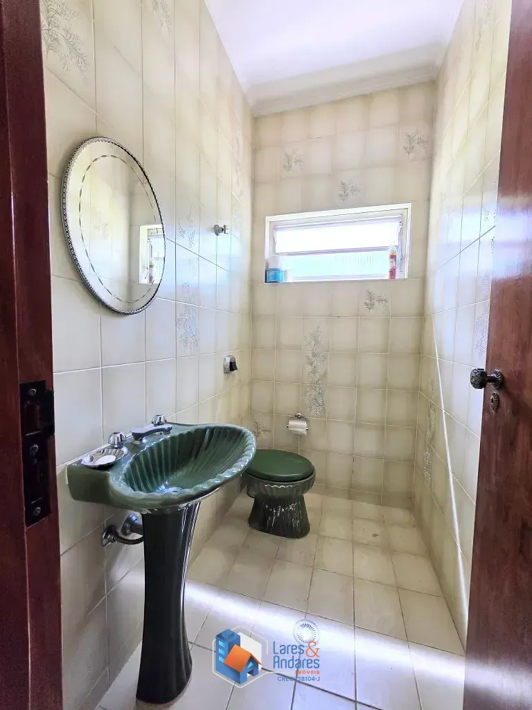 Imagem Casa para venda em Parque São Domingos com 3 quartos, sendo 3 suítes, 405m²