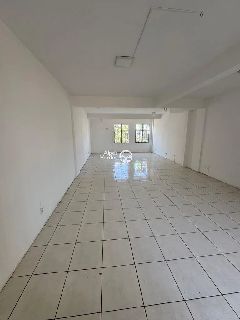 Imagem Vende-se sala comercial próx ao centro de Sapiranga-125m2- Valor R$224.000,00