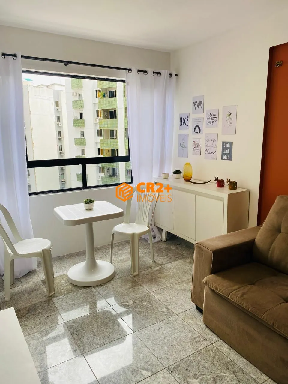 Imagem VENDO FLAT MOBILIADO - EXCELENTE LOCALIZAÇÃO EM BOA VIAGEM Área: 42m²