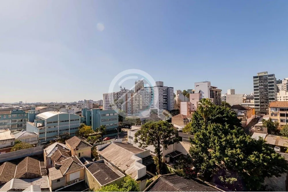 Imagem Ensolarada cobertura com 170m² de puro charme e conforto no bairro Floresta. Com excelente posiçã...