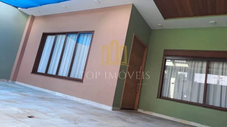 Imagem Fantastica casa três domiórios duas suítes piscina espaço gormet no Vista verde