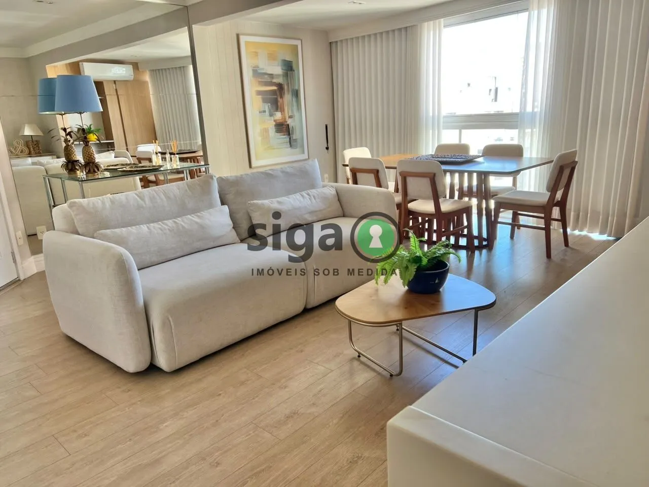 Foto do imóvel Apartamento com 3 quartos para Locação na Vila Olímpia