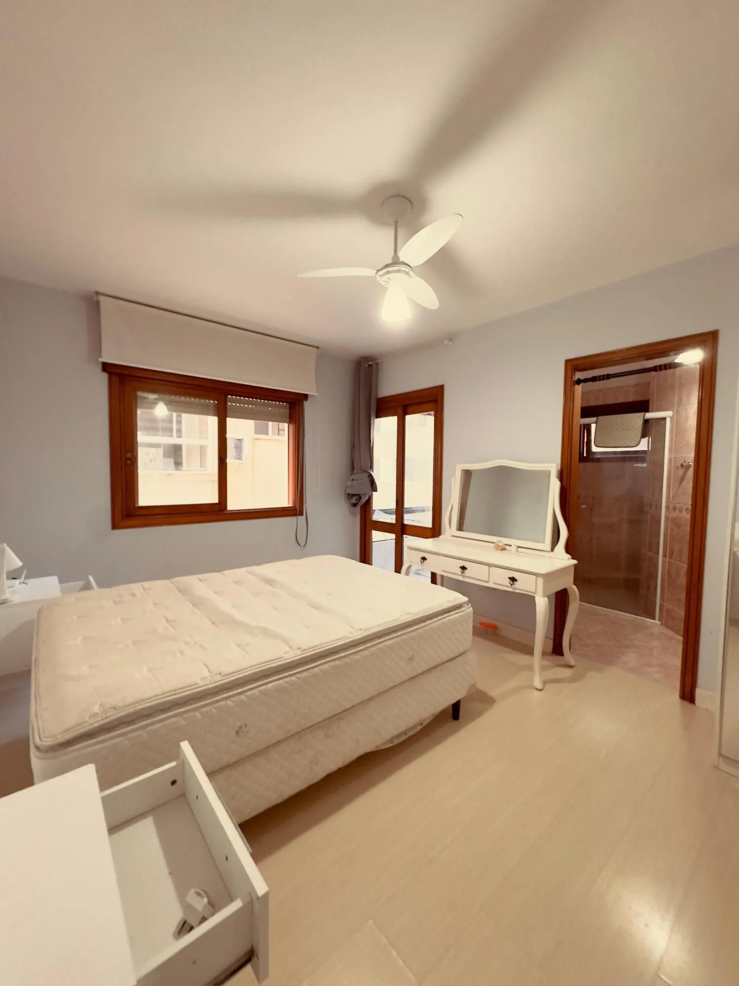 Imagem ️ APARTAMENTO DE FRENTE NA BEIRA MAR - ZONA NOVA | CAPÃO DA CANOA