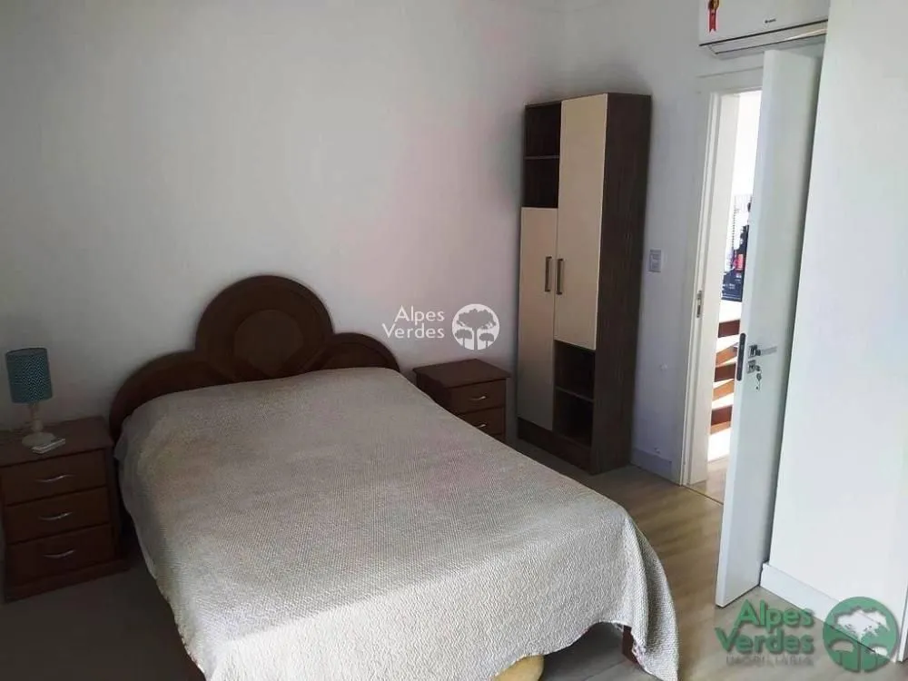Imagem VENDE-SE CASA GERMINADA PROXIMO AO AEROPORTO DE CANELA COM 119M²