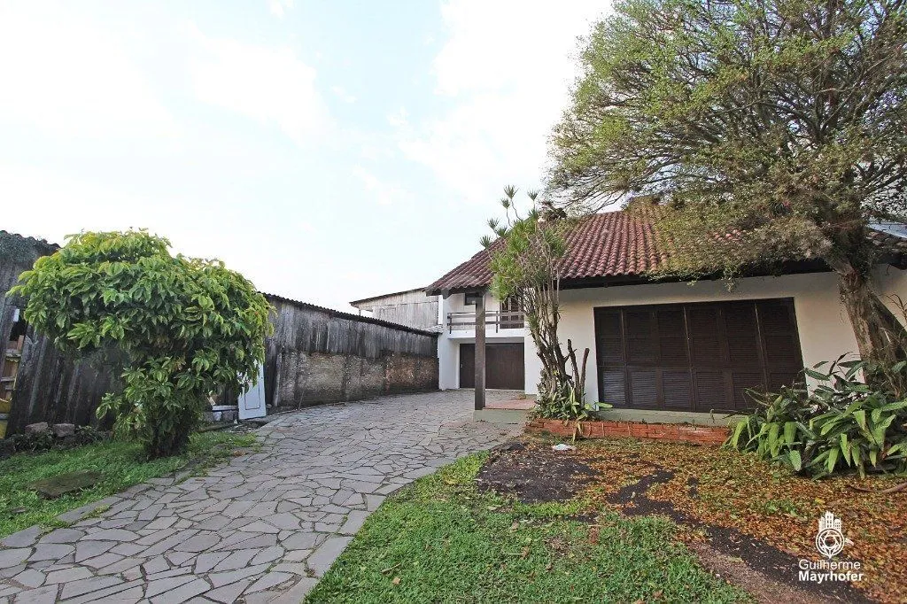 Imagem Casa para Venda - 320m², 4 dormitórios, sendo 1 suites, 3 vagas - Cavalhada