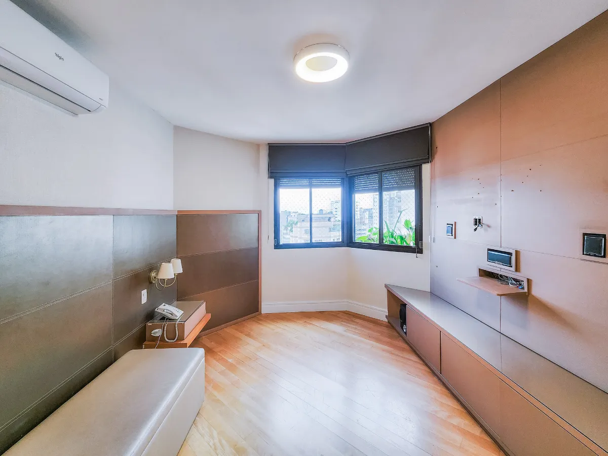 Imagem Apartamento para locação em Jardim Paulista com 3 quartos, sendo 3 suítes, 224m2