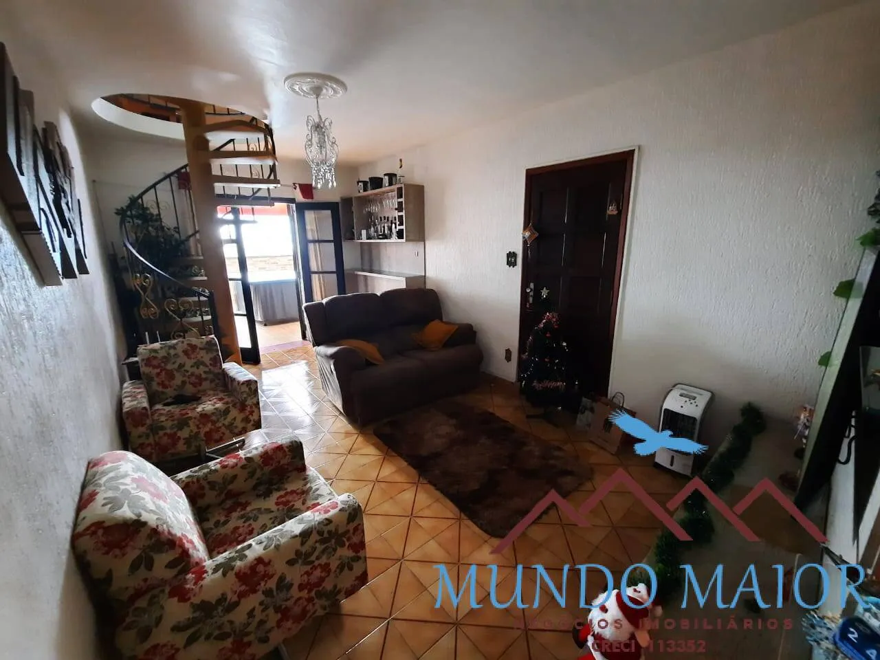 Imagem Casa com 4 vagas e 3 dormitorios 1 suite master e lavabo -Vila Suissa !!!!