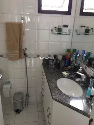 Imagem Apartamento à venda na Vila Andrade, São Paulo-SP: 3 quartos, 1 suíte, 3 salas, 3 banheiros, 2 vagas e 200m² de área.