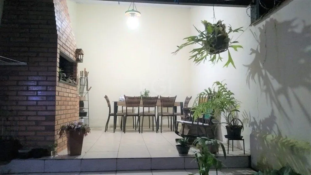 Imagem Casa no Centro de Gravatai de 2 dormitórios e vaga