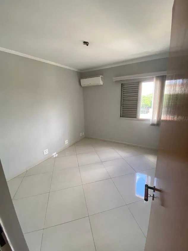 Imagem Descubra a maravilha de viver em Campinas no encantador bairro Taquaral com este esplêndido apartamento de 97 m²