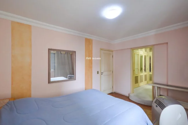 Imagem Apartamento de alto padrão com 3 quartos e 3 suítes na Bela Vista, São Paulo-SP: 134m² e vaga de garagem!