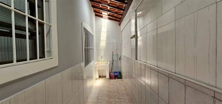 Imagem CASA COM 65.5 m² - BALNEARIO MARACANA - PRAIA GRANDE SP