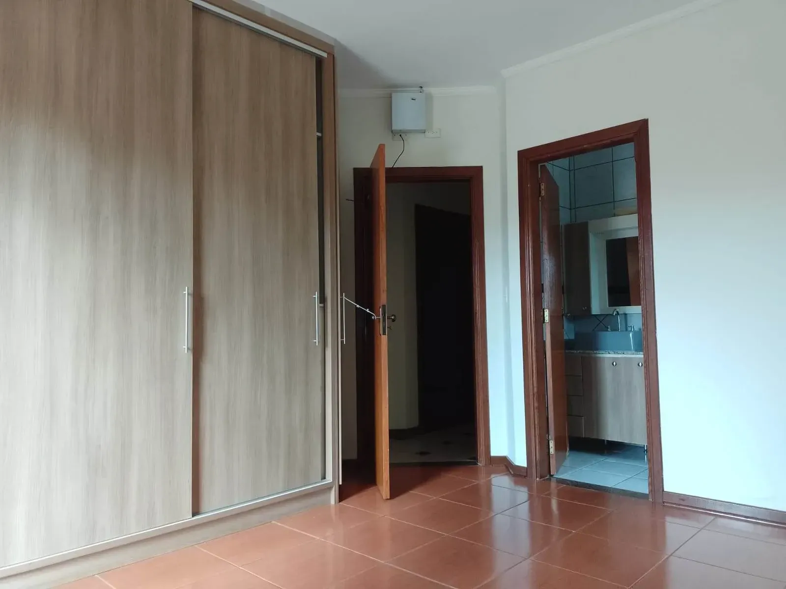 Imagem Casa com 3 Quartos à Venda, 208 m² em Centro - Poços de Caldas