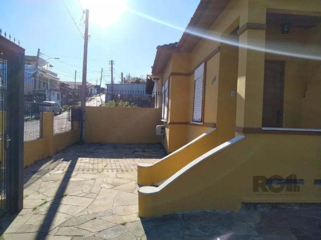 Imagem Casa térrea em ótimo estado.