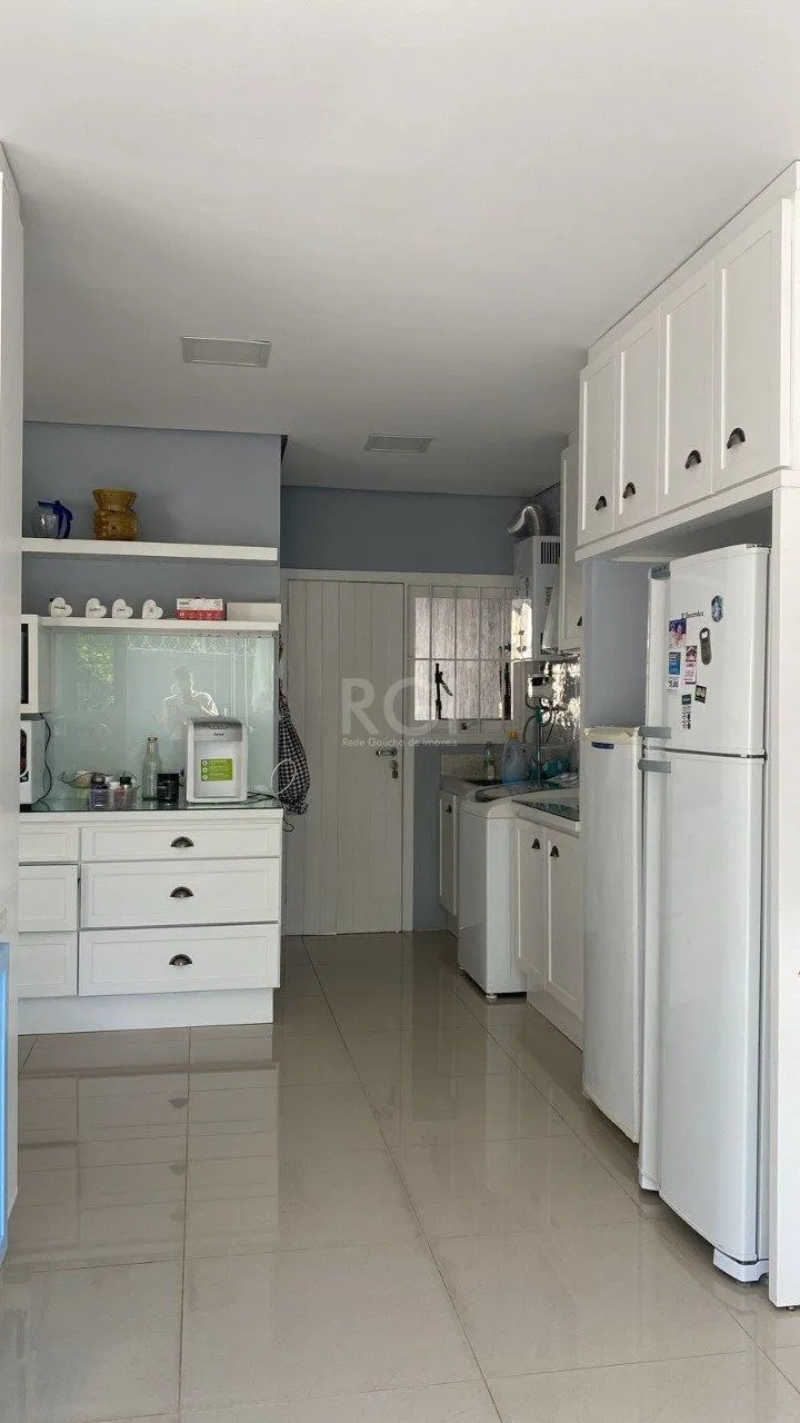 Imagem Casa Condominio para Venda - 164.15m², 3 dormitórios, sendo 1 suites, 2 vagas - Sarandí