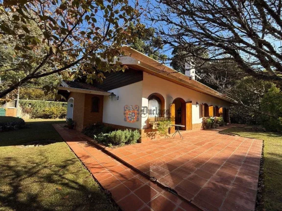 Foto do imóvel Casa com 4 dormitórios à venda, 267 m² por R$ 1.500.000,00 - Jd do Embaixador - Campos do Jordão/SP