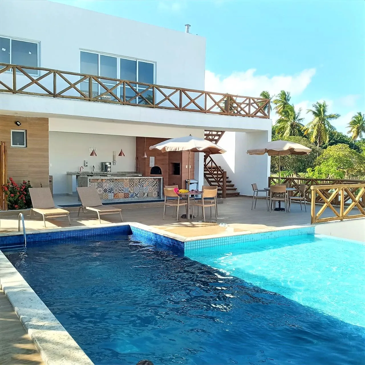 Imagem Apartamento 2 suites no 1º andar em IMBASSAÍ, Praia do Forte-BA