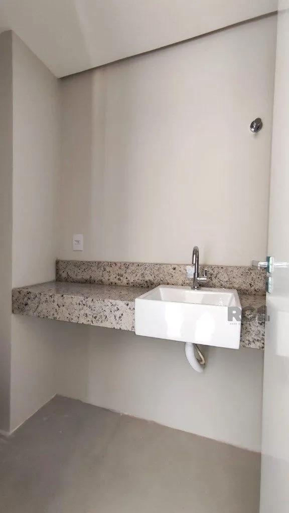 Imagem Sobrado a Venda no Residencial Verdes Campos na Rua Anna Abruzzi.