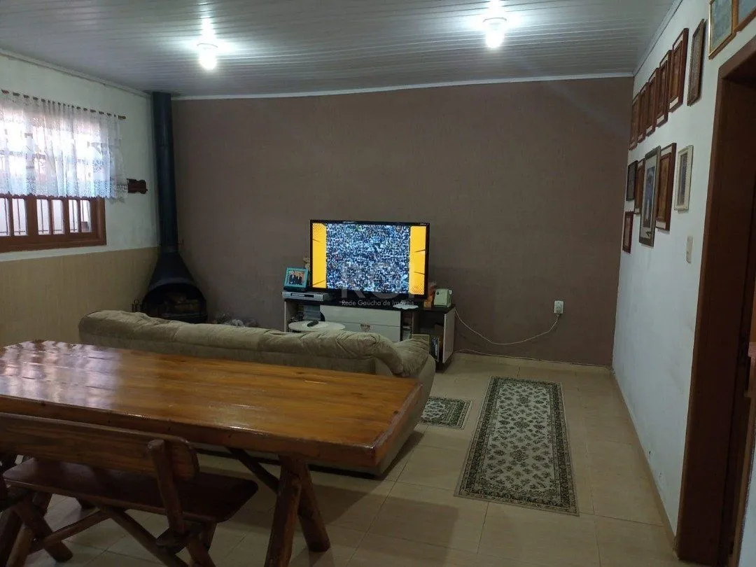 Imagem Casa para Venda - 180m², 3 dormitórios, sendo 1 suites, 2 vagas - Vila Nova