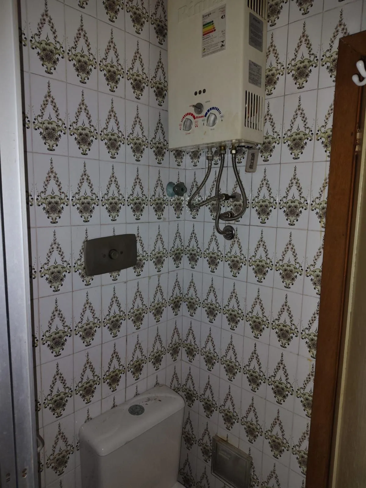 Imagem Casa com 03 quartos no Bairro São Pedro em Porto Alegre