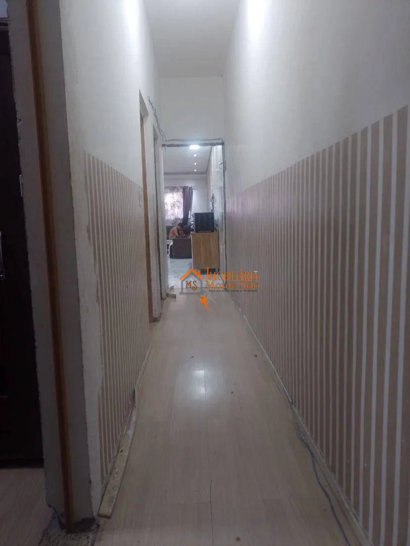 Imagem Casa com 3 dormitórios à venda, 230 m² por R$ 450.000,00 - Vila São Rafael - Guarulhos/SP