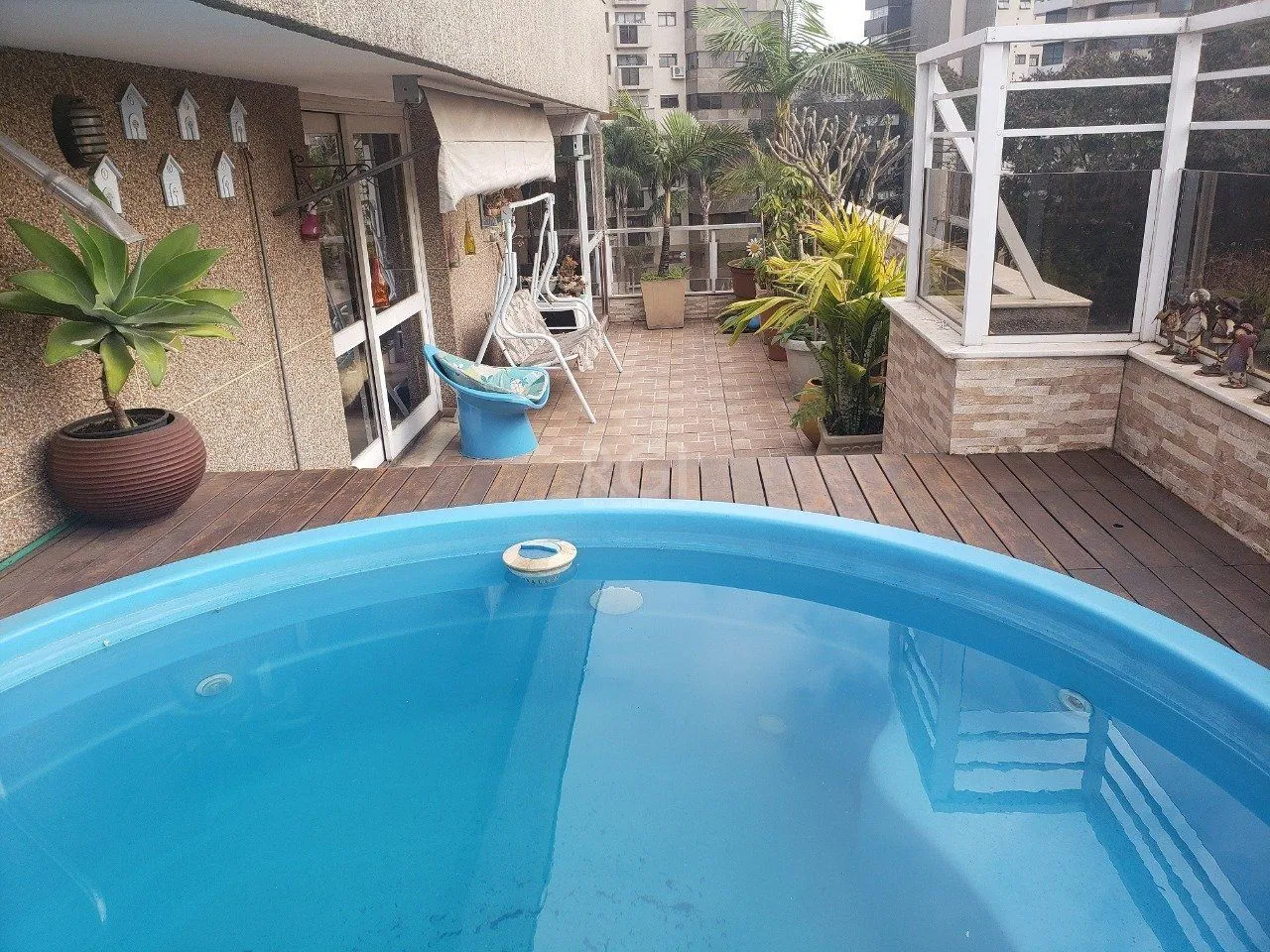 Imagem Cobertura para Venda - 296m², 3 dormitórios, sendo 1 suites, 3 vagas - Petrópolis