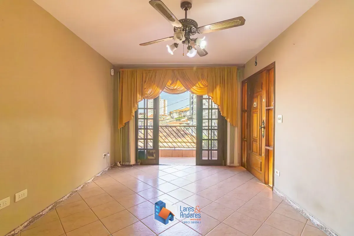 Imagem Sobrado para venda em Vila Romero com 3 quartos, sendo 1 suíte, 177m²