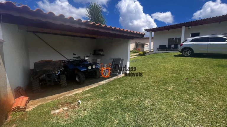 Imagem Chácara com 3 dormitórios à venda, 1300 m² por R$ 650.000 - Das Areias - Itapeva/MG